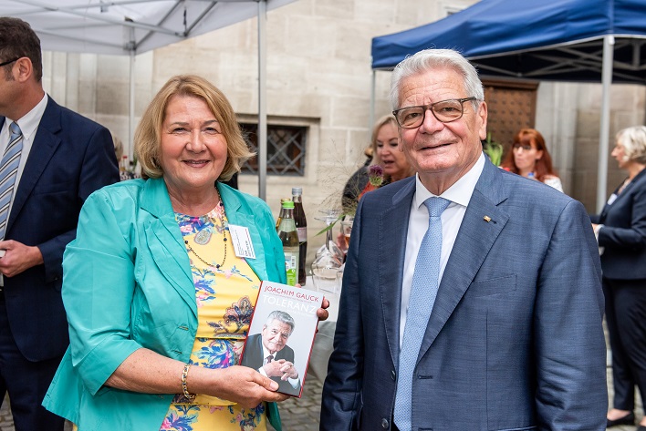 Eva Gottstein, Joachim Gauck